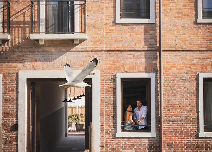 Palazzo Dei Guardiani