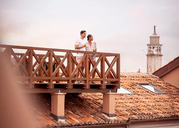 Palazzo Dei Guardiani アパート