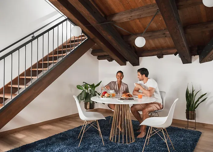 Palazzo Dei Guardiani *